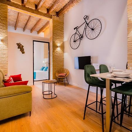 Diseno Triana 2 Rooms Siviglia Esterno foto
