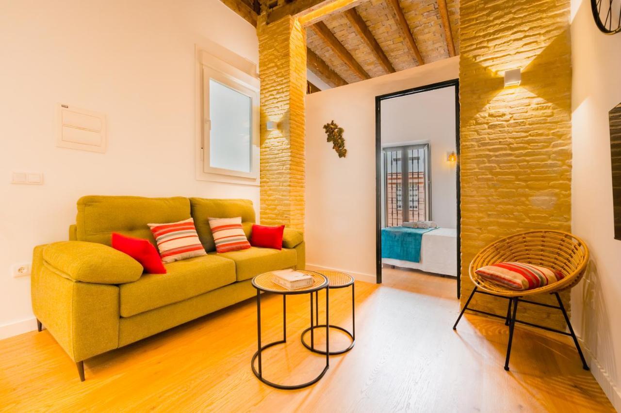 Diseno Triana 2 Rooms Siviglia Esterno foto