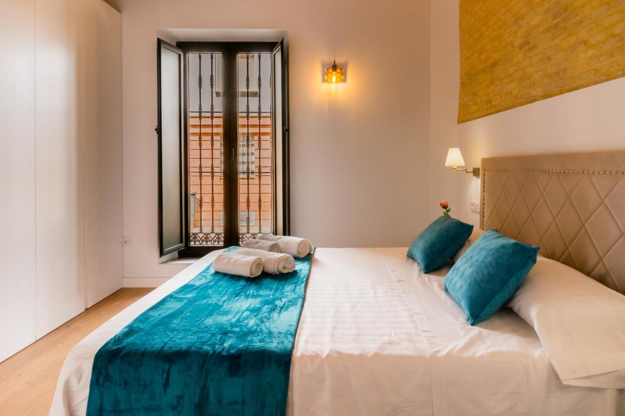 Diseno Triana 2 Rooms Siviglia Esterno foto