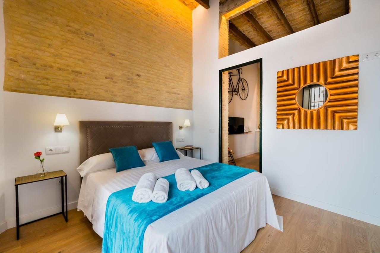 Diseno Triana 2 Rooms Siviglia Esterno foto