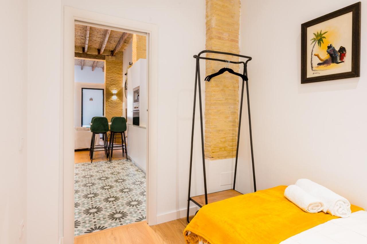 Diseno Triana 2 Rooms Siviglia Esterno foto