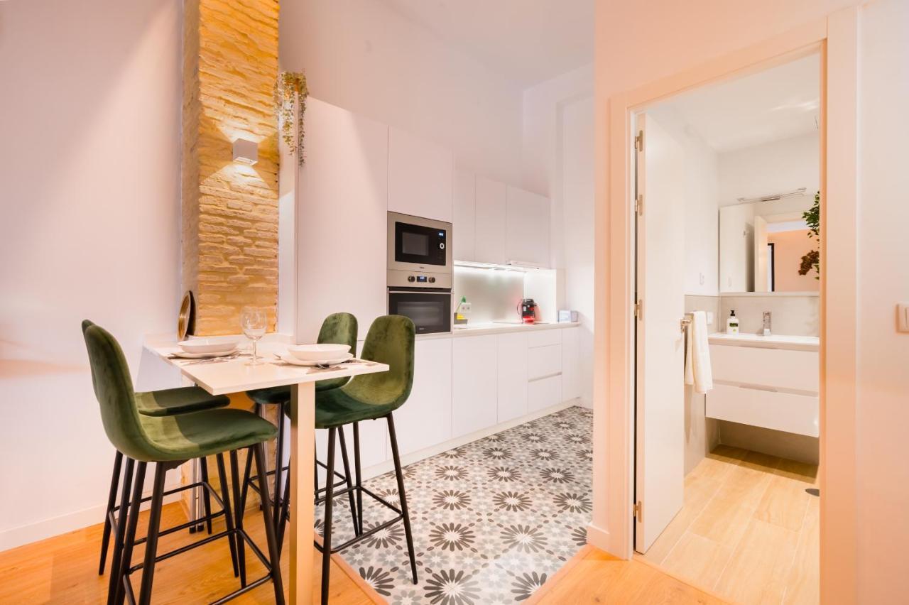 Diseno Triana 2 Rooms Siviglia Esterno foto